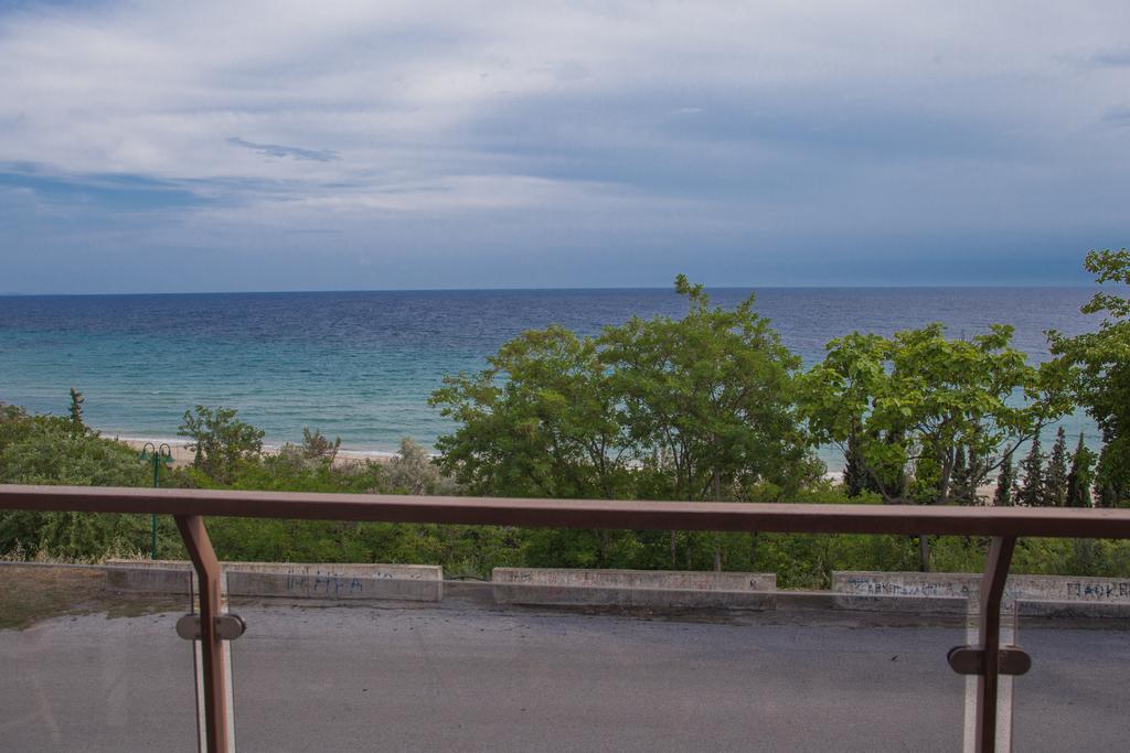 Sea view appartment in Geoponika Nea Kallikrateia Buitenkant foto